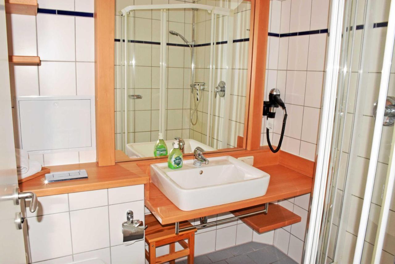 Fewo Mit Balkon Und Strandkorb 03 Sellin  Eksteriør bilde